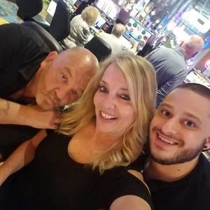 Meet your Posher, Perry